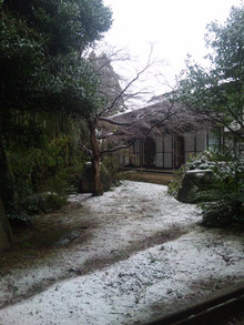 ●能登半島の大晦日…､雪が降り始めました(^O^)/